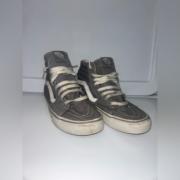 Gray Vans 🛹 - Picture 3 of 6